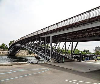 Passerelle Leopold Sedar Senghor Paris