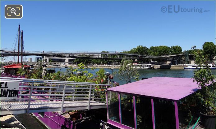 Eye section of Passerelle Simone de Beauvoir