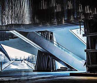 Covered entrance of Philharmonie de Paris