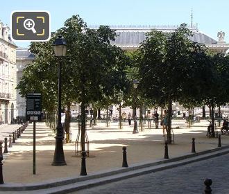 Place Dauphine cental area