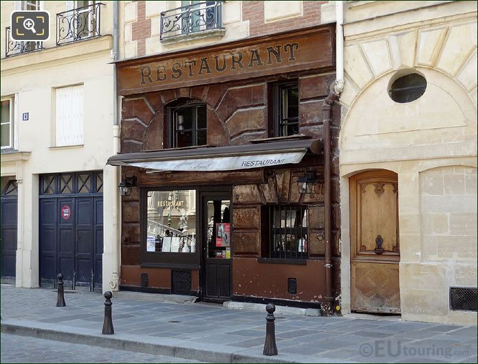 Place Dauphine Ile de la Cite restaurant