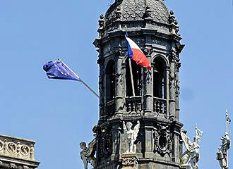 Place de l’Hotel de Ville bell tower