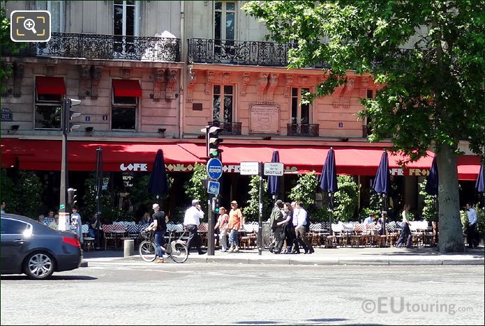 Place de la Bastille Cafe Francais