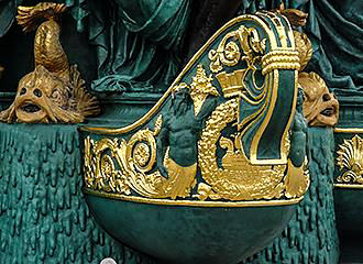 Gilded boat bow on fountain at Place de la Concorde