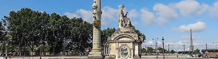 Marseille statue in Place de la Concorde