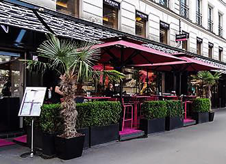 Place de la Madeleine Fauchon Cafe