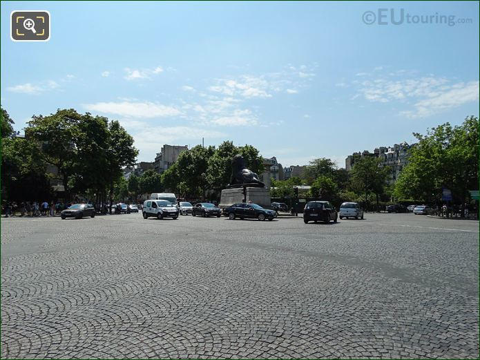 Traffic on intersection in Place Denfert-Rochereau