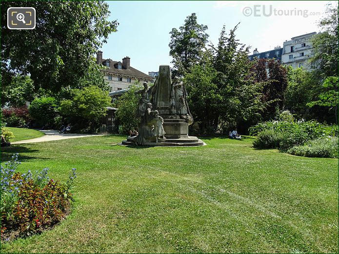 Square Claude-Nicolas Ledoux