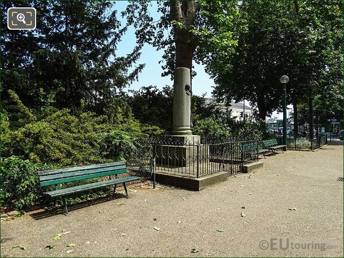Square de l'Abbe Migne garden and park benches