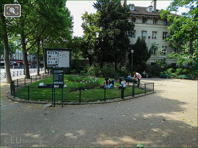 Square de l'Abbe Migne East entrance and gardens