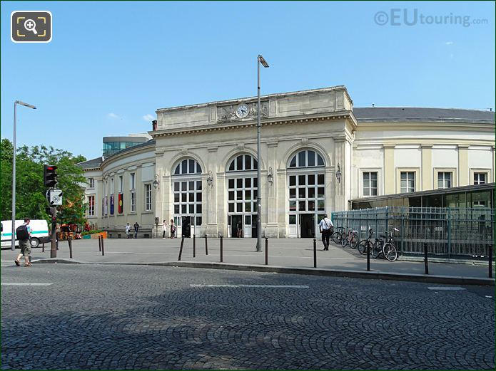 Curved West facade Gare Denfert-Rochereau