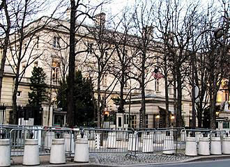 Place des Etats-Unis US Embassy