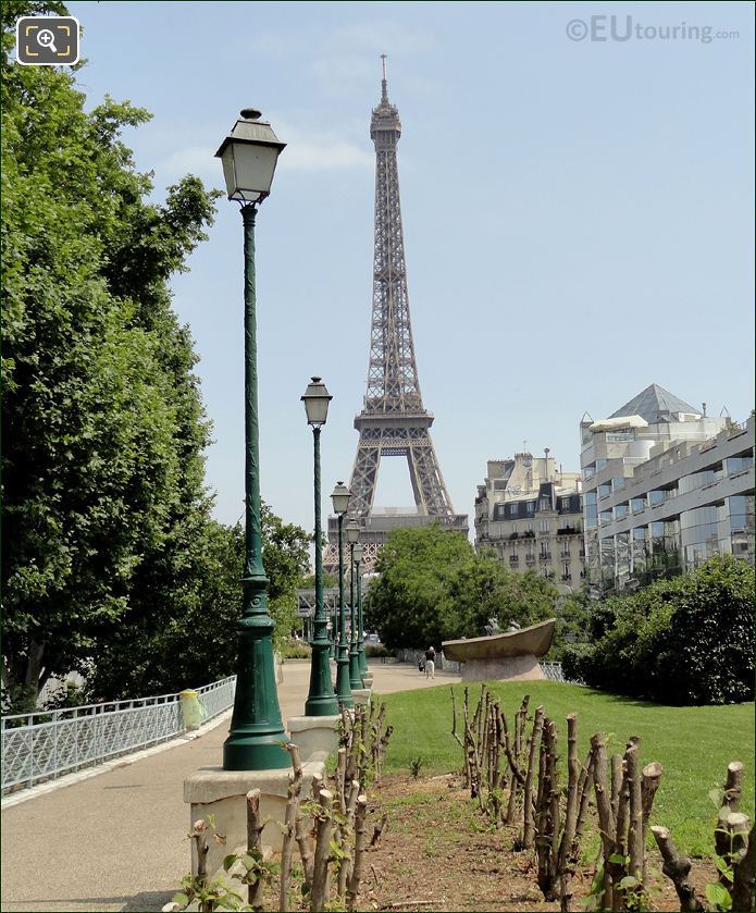 Place des Martyrs Juifs du Velodrome d'Hiver and the Eiffel Tower