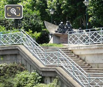 Place des Martyrs Juifs du Velodrome d'Hiver