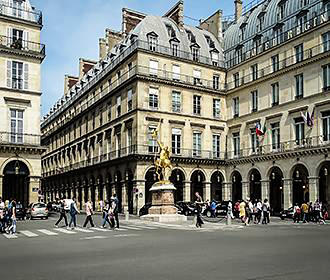 Place des Pyramides Paris