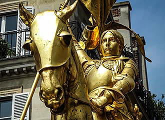 Place des Pyramides Joan of Arc