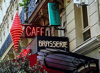 Place Saint-Michel cafe