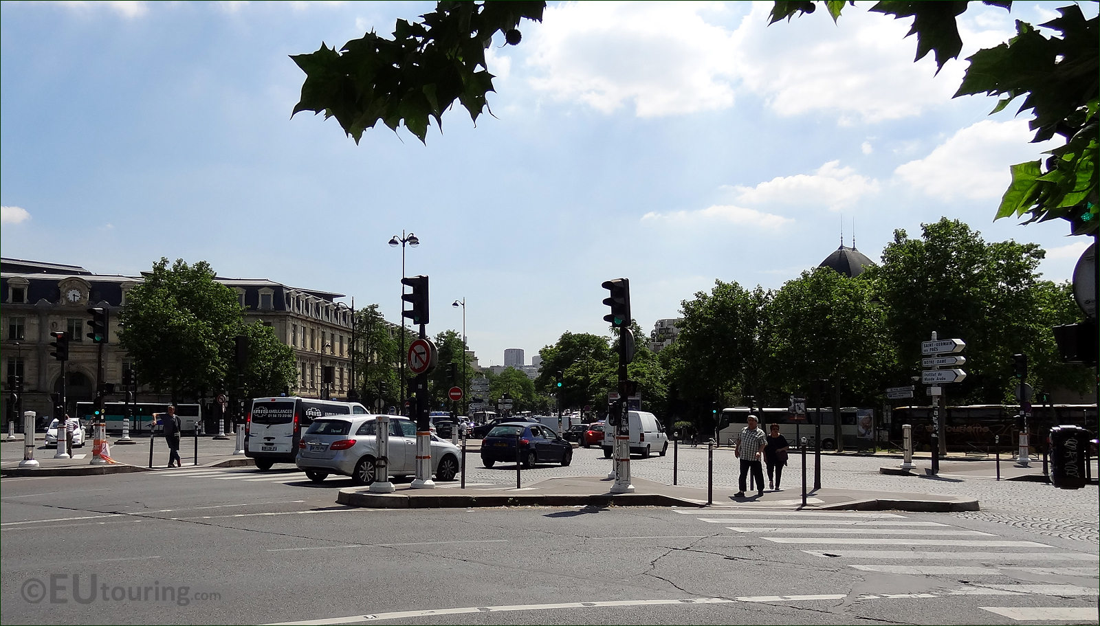 HD photographs of Place Valhubert in Paris France