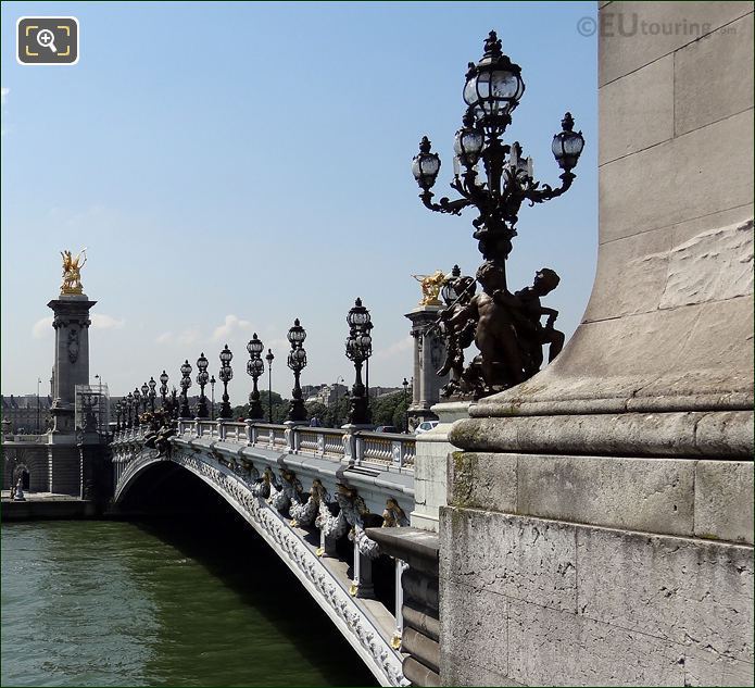 Single low arch of the Pont Alexandre III