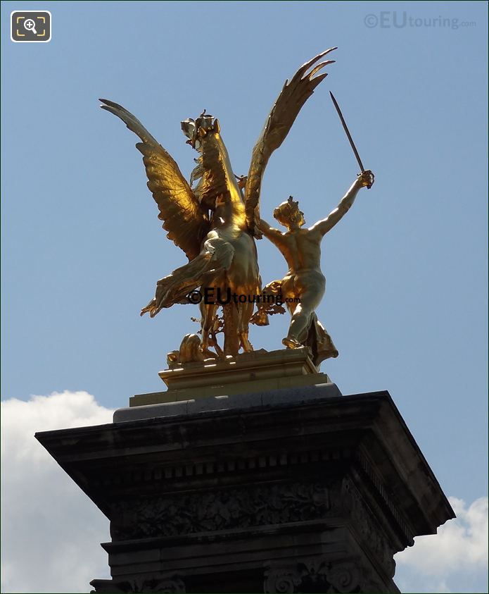 Pegasus statue Pont Alexandre III