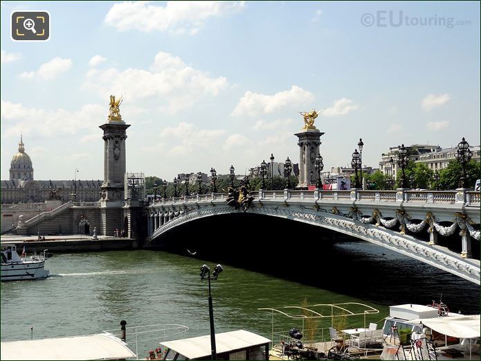 Pont Alexandre III sweeping arch bridge