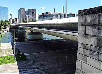 Pont Charles de Gaulle north west facade