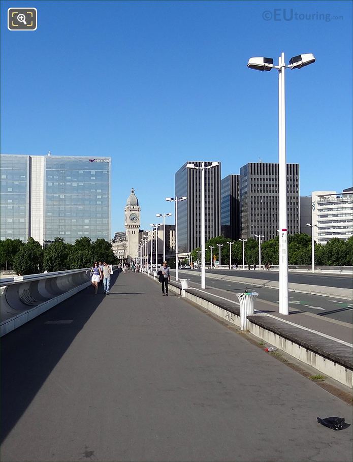 Pont Charles de Gaulle top