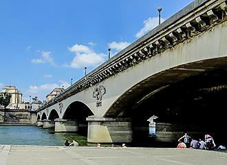 Pont d'Iena facade