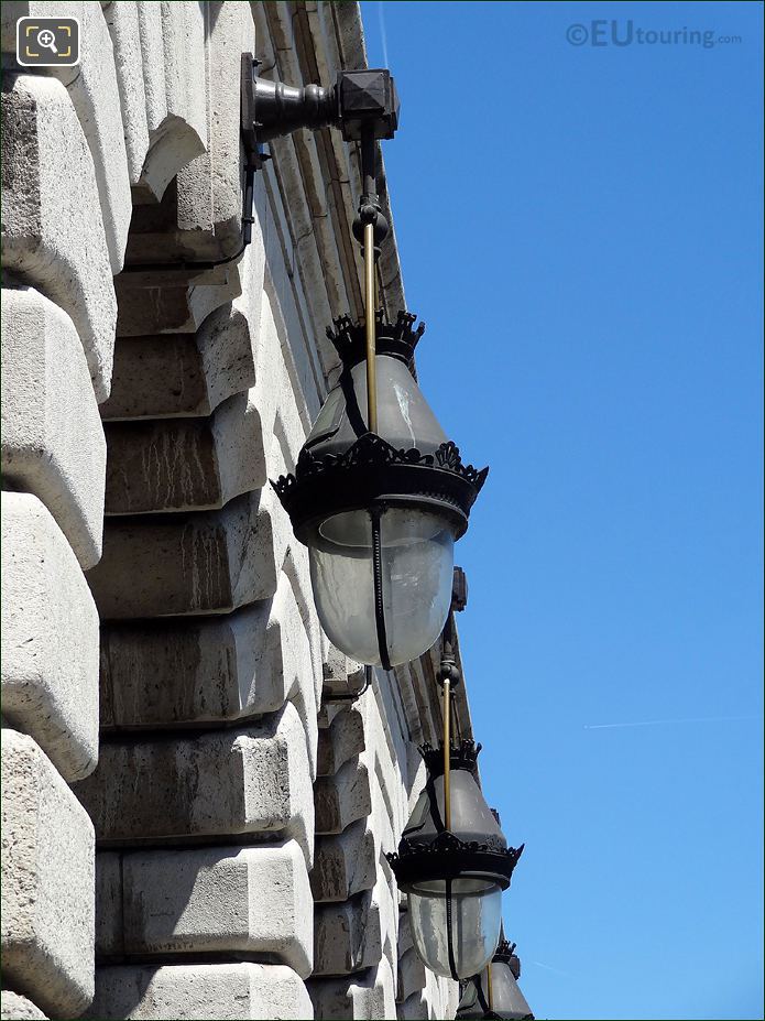 Pont de Bercy street lighting