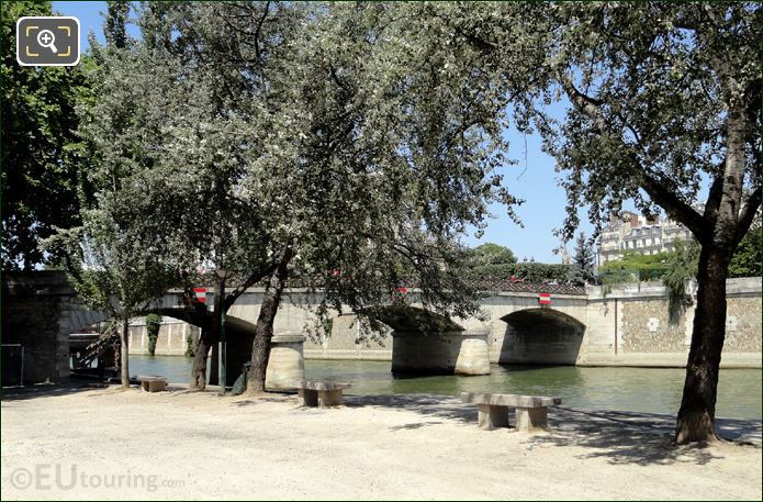 Pont de l'Archeveche viewed from bank Of River Seine