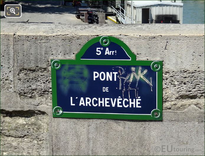 Pont de l'Archeveche plaque 