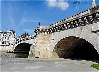 Western facade of Pont de la Tournelle