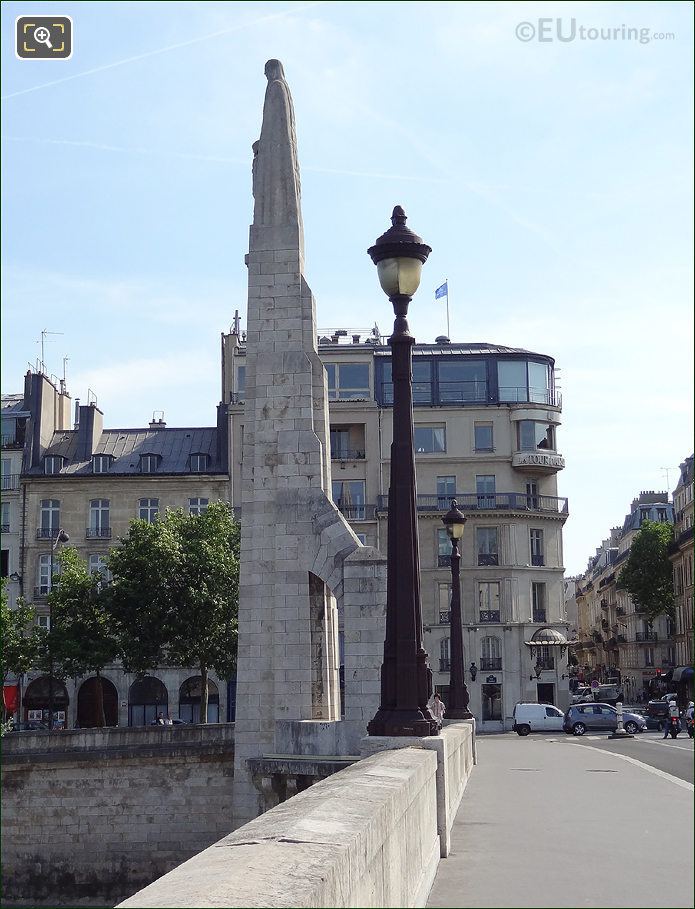 Genevieve statue on the Pont de la Tournelle
