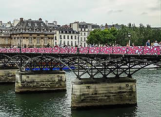 Pont des Arts supports