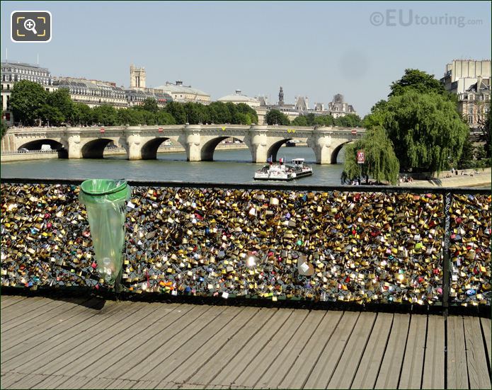 Pedestrian bridge Pont des Arts