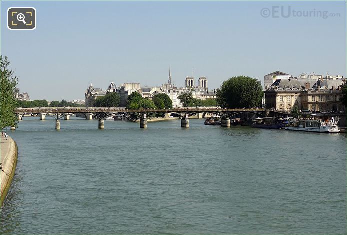 River Seine and Pont des Arts