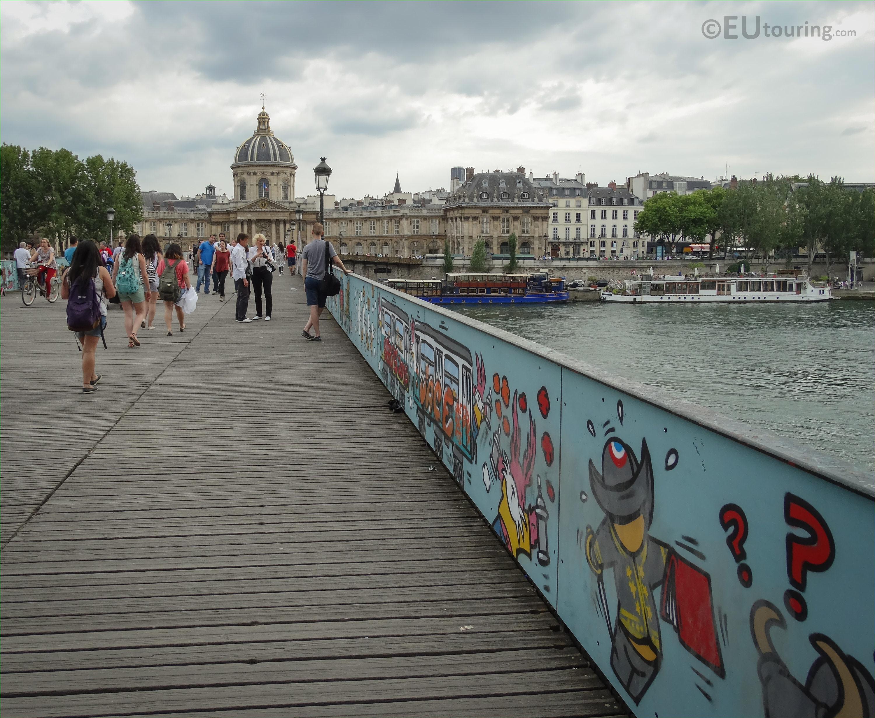 Louvre – Pont des arts – Pont neuf – Eny Thérèse Photography