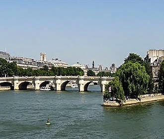 The Pont Neuf New Bridge and Seine river at night , Paris, France