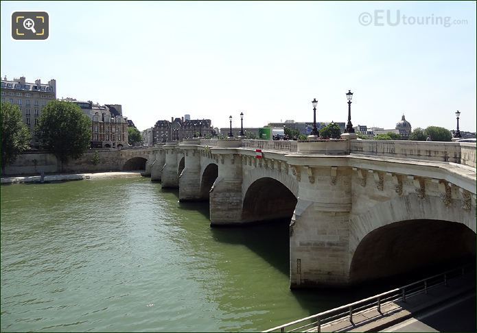 Pont Neuf arches and askew piers