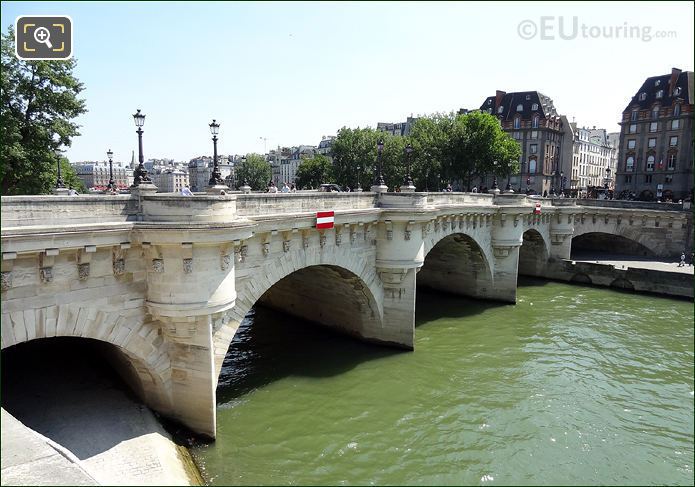 Pont Neuf short span with five arches
