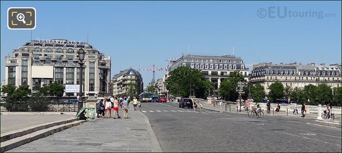 Pont Neuf cobbled road and pedestrian pathway