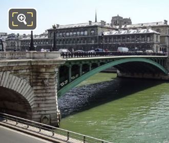 Pont Notre-Dame central metal arch