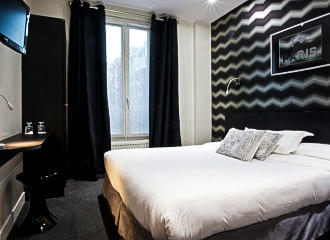 Porte de Versailles Hotel double room