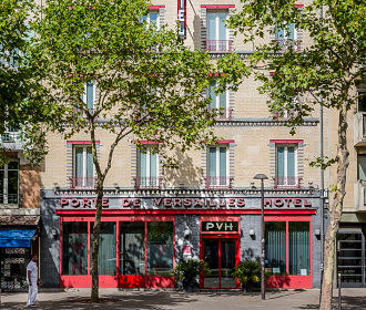 Porte de Versailles Hotel facade