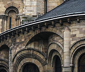 Prieure Saint-Martin-des-Champs stone work