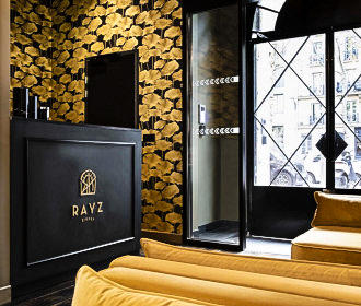 Rayz Eiffel reception area