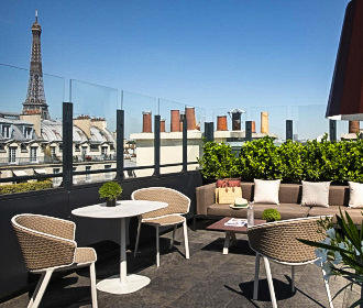 Rayz Eiffel roof terrace
