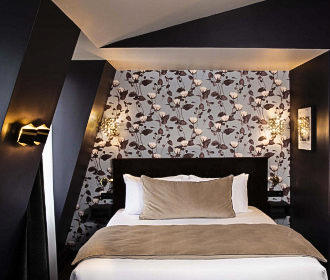 Rayz Eiffel double room