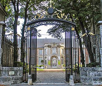 Centre Ancien Palais Episcopal