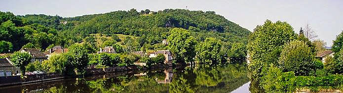Limousin river Vezere